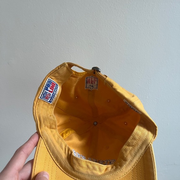 Pittsburgh Steelers Yellow Adjustable Hat - Picture 3 of 6